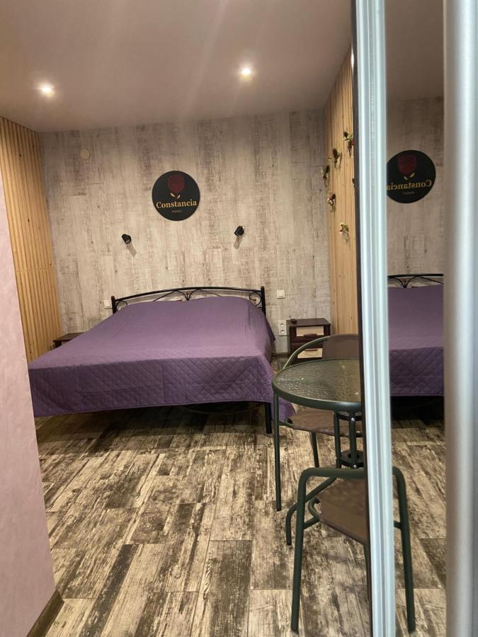 Constancia Hotel Камианец-Подилский Екстериор снимка